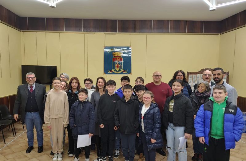 LEINI' - Bullismo, la senatrice Ferrara incontra i giovani del Consiglio dei ragazzi